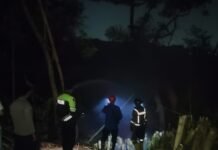 Respons Cepat Polsek Cilimus Bersama Warga Tangani Kebakaran Lahan