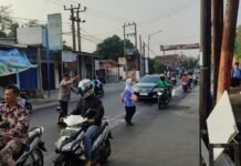 Antisipasi Gangguan Kamtibmas, Polsek Cilimus Optimalkan Pelayanan Pagi di Jalan Raya