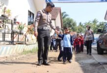 Tanamkan Kedisiplinan Sejak Dini, Sat Lantas Polres Kuningan Sambut Ceria Kunjungan Siswa TKIT dan PAUD