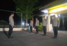 UNTUK CIPTAKAN SITUASI KAMTIBMAS TETAP AMAN DAN KONDUSIF POLSEK LURAGUNG LAKSANAKAN APEL KRYD DILANJUT PATROLI MALAM