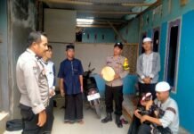 Bhabinkamtibmas Desa Cihideung Girang Polsek Cidahu Polres Kuningan Melaksanakan Silaturahmi ke Tokoh Agama