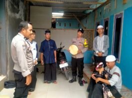 Bhabinkamtibmas Desa Cihideung Girang Polsek Cidahu Polres Kuningan Melaksanakan Silaturahmi ke Tokoh Agama