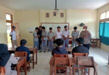 Cegah Tawuran Pelajar, Kapolsek Ciawigebang Polres Kuningan Berikan Pembinaan di SMKN 5 Kuningan