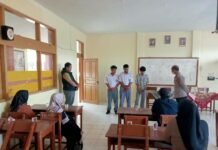 Kapolsek Ciawigebang Polres Kuningan Ajak Siswa SMKN 5 Kuningan Jauhi Tawuran dan Kenakalan Remaja