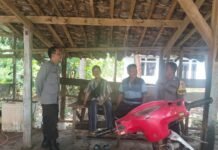 Patroli Polsek Cidahu sambang ojek pangkalan desa Cikeusik