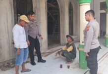 Polsek Cidahu Hadir di Tengah Masyarakat, Monitoring Renovasi Masjid Demi Ibadah Lebih Nyaman