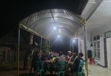 Pererat Kedekatan dengan Warga Desa Pamulihan, Bhabinkamtibmas Laksanakan Silaturahmi Kamtibmas pada Malam Hari