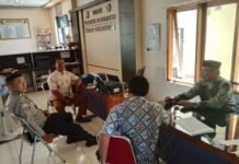 Polsek Ciawigebang melalui Bhabinkamtibmas Desa Sidaraja Lakukan Koordinasi dengan Perangkat Desa Antisipasi Bencana Alam di Musim Penghujan