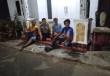 Jaga Kondusivitas Wilayah, Bhabinkamtibmas Desa Kapandayan Jalin Silaturahmi Kamtibmas dengan Tokoh Pemuda