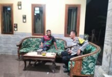 Bhabinkamtibmas Desa Sukaraja Jalin Silaturahmi Kamtibmas dengan Tokoh Masyarakat