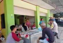 Bhabinkamtibmas Sambangi Warga, Sampaikan Imbauan Antisipasi Kebakaran, C3 dan Gangguan Kamtibmas demi Menjaga Kondusivitas