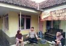 AIPTU ARIS SUNANDAR SAMBANGI WARGA, PERKUAT SILATURAHMI DAN KAMTIBMAS