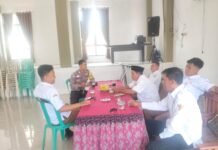 Bhabinkamtibmas Desa Karangkamulyan Perkuat Kemitraan dengan Perangkat Desa melalui Koordinasi Kamtibmas