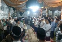 Kapolsek Pancalang Hadiri Peringatan Maulid Sayyidil Wujud Nabi Muhammad SAW 1448 H di Desa Silebu, Perkuat Silaturahmi dan Kedekatan Polri dengan Tokoh Agama serta Masyarakat