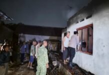 Respons Cepat Polsek Pancalang Tangani Kebakaran Rumah Warga di Desa Sumbakeling, Anggota Datangi TKP, Amankan Lokasi dan Koordinasikan Pemadaman dengan Damkar