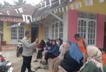 Perkuat Kedekatan Polri dengan Warga, Aiptu Absori Laksanakan Program Quick Win Polisi Bersama Masyarakat di Desa Sumbakeling dan Serap Harapan Peningkatan Patroli Malam