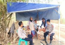 Ajak Masyarakat Anggota Polsek Cidahu Polres Kuningan Himbau Antisipasi Karhutla