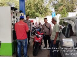 POLSEK LURAGUNG MELAKSANAKAN PATROLI MEMBERIKAN HIMBAUAN AGAR TETAP JAGA KEAMANAN