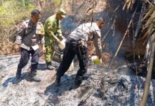 Sinergitas Tanpa Batas, Polsek Ciawigebang, Koramil dan Warga Padamkan Api di Desa Kadurama