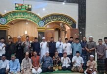 Jaga Kamtibmas Tetap Kondusif, PS. Panit 2 Samapta Polsek Ciawigebang Dekatkan Diri dengan Masyarakat Lewat Shalat Subuh Berjamaah di Masjid At Taqwa Desa Ciawigebang