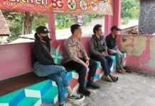 MELALUI SAMBANG, BHABINKAMTIBMAS POLSEK KADUGEDE AJAK WARGA WUJUDKAN SITUASI KAMTIBMAS DI LINGKUNGAN*