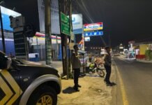 Ka SPKT 3 Aiptu Ajat Sudrajat Pimpin Patroli KRYD Malam Polsek Mandirancan, Sisir Simpang 3 Fajar dan Titik Rawan Demi Mencegah Masuknya Pelaku Kejahatan