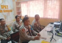 Sinergi Internal Pemantapan Mental, Kapolsek Mandirancan IPTU Iid Nurdin, S.H. Ikuti Zoom Binrohtal Bersama Jajaran Kanit dan Bhabinkamtibmas