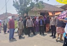 Anggota Patroli Polsek Cibingbin Laksanakan Patroli Dialogis Antisipasi C3, Demi menjaga Kondusifitas diwilayah hukum Polsek Cibingbin’