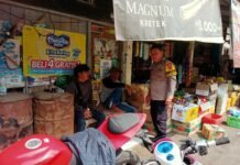 MELALUI SAMBANG, BHABINKAMTIBMAS POLSEK KADUGEDE AJAK WARGA WUJUDKAN SITUASI KAMTIBMAS DI LINGKUNGAN*