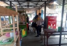 SAMBANG DESA BHABINKAMTIBMAS POLSEK KADUGEDE DEKATKAN DIRI DENGAN WARGA
