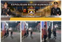 Polsek Kramatmulya Melaksanakan Patroli KRYD Malam Antisipasi tindak kriminalitas dan Gangguan Kamtibmas Sambangi Security SPBU Desa Cilowa