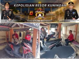 Patroli Siang Piket Polsek Kramatmulya Melaksanakan antisipasi terjadinya Gangguan Kamtibmas dan tindak kriminalitas Sambangi Warga Ojeg Simpang Tiga Desa Cilowa