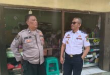 SAMBANG DESA POLSEK KADUGEDE SILATURAHMI WARGA WUJUDKAN SITUASI AMAN