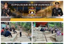 Piket Polsek Kramatmulya Melaksanakan Patroli Siang antisipasi terjadinya Gangguan Kamtibmas dan tindak kriminalitas Sambangi Warga Desa Pajambon