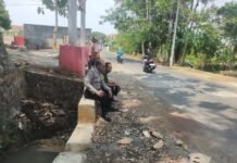 Bhabinkamtibmas Polsek Kramatmulya Jalin Dialog Humanis Bersama Warga Binaannya