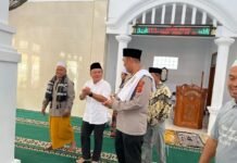 Perkuat Sinergi dan Serap Aspirasi Warga, Kapolres Kuningan Gelar Jumat Keliling di Mekarsari Maleber
