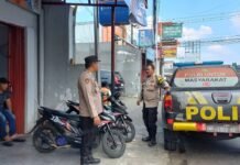 Gelar Patroli “Polri Untuk Masyarakat”, Polsek Kramatmulya Intensifkan Pemantauan Kamtibmas di Kawasan Pertokoan