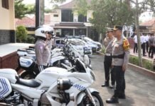 Kapolres Kuningan Pimpin Apel Operasi Patuh Lodaya 2026, Tekankan Keselamatan Berlalu Lintas
